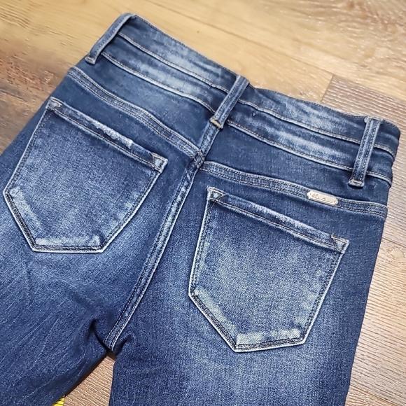 KanCan Dark Blue Frayed Hem Estillo Cropped Jeans - Picture 8 of 9